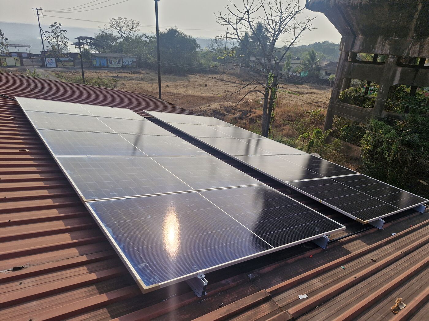 On-grid inverter installation by Sarvoday Solar in Nachane, Ratnagiri